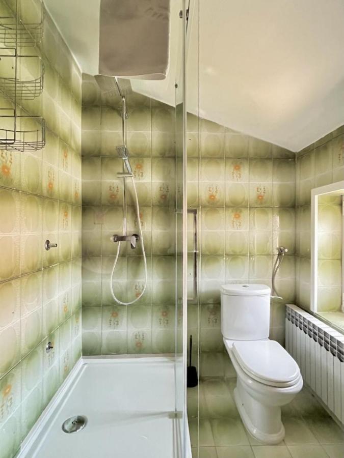 Lemon Tree Apartment
